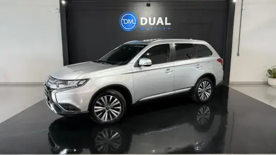 MITSUBISHI OUTLANDER 2.0 MIVEC GASOLINA HPE AUTOMÁTICO