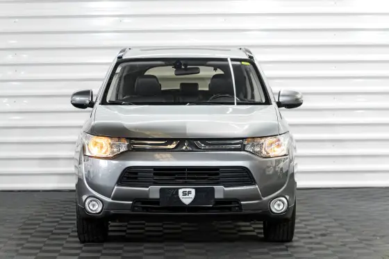 MITSUBISHI OUTLANDER 3.0 GT 4X4 V6 24V GASOLINA 4P AUTOMÁTICO