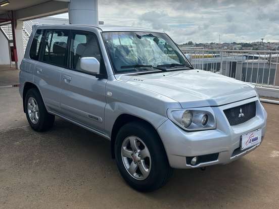 MITSUBISHI-PAJERO TR4-2.0 4X4 16V 140CV FLEX 4P AUTOMÁTICO MITSUBISHI-PAJERO TR4-2009