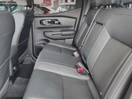 MITSUBISHI-TRITON-2.4 BITURBO DIESEL CD HPE-S 4X4 AUTOMÁTICO MITSUBISHI-TRITON-2025