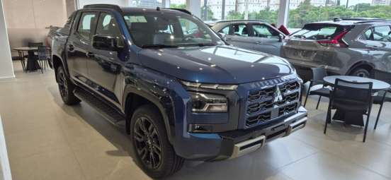 MITSUBISHI-TRITON-2026