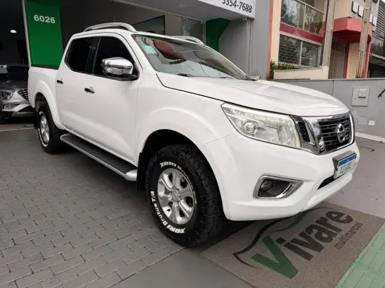 NISSAN FRONTIER 2.3 16V TURBO DIESEL LE CD 4X4 AUTOMÁTICO