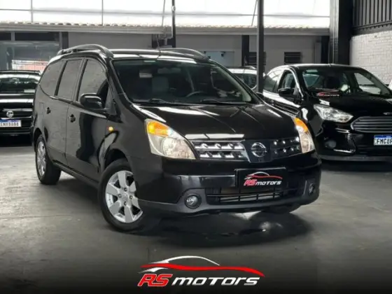 NISSAN LIVINA 1.8 SL 16V FLEX 4P AUTOMÁTICO NISSAN LIVINA 1.8 SL 16V FLEX 4P AUTOMÁTICO