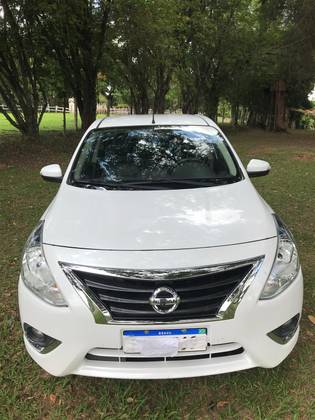 NISSAN VERSA 1.6 16V FLEXSTART UNIQUE 4P XTRONIC