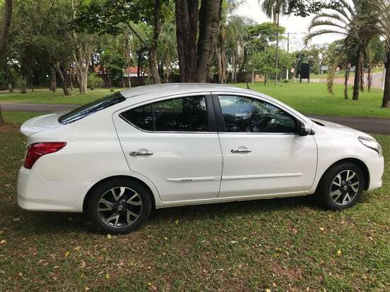 NISSAN-VERSA-1.6 16V FLEXSTART UNIQUE 4P XTRONIC NISSAN-VERSA-2017