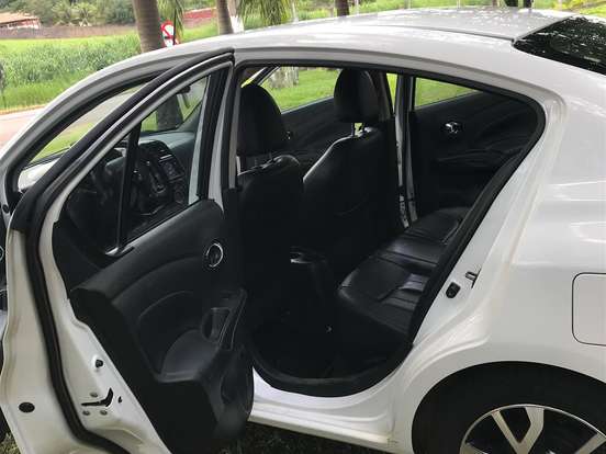 NISSAN-VERSA-1.6 16V FLEXSTART UNIQUE 4P XTRONIC NISSAN-VERSA-2017
