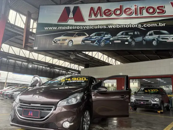 PEUGEOT 208 1.6 GRIFFE 16V FLEX 4P AUTOMÁTICO