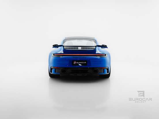 PORSCHE-911-2023