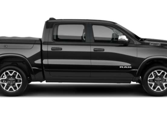 RAM-1500-3.0 HURRICANE 6 BITURBO GASOLINA LARAMIE CD 4X4 AUTOMÁTICO RAM-1500-2025