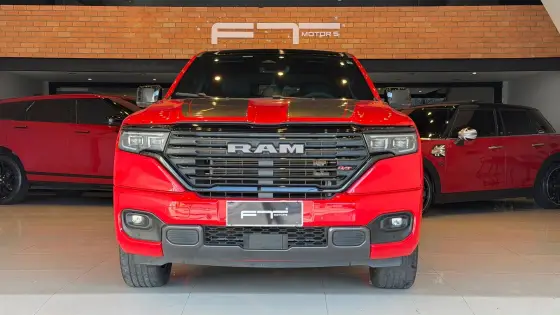 RAM RAMPAGE 2.0 HURRICANE 4 TURBO GASOLINA R/T 4X4 AUTOMÁTICO