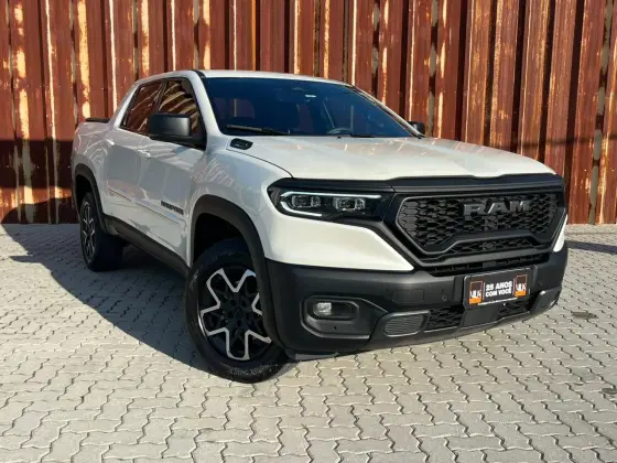 RAM RAMPAGE 2.0 TURBO DIESEL REBEL 4X4 AUTOMÁTICO RAM RAMPAGE 2.0 TURBO DIESEL REBEL 4X4 AUTOMÁTICO