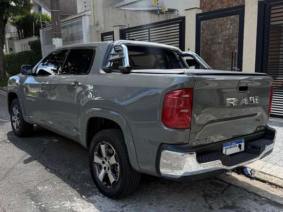 RAM-RAMPAGE-2.2 TURBO DIESEL LARAMIE 4X4 AUTOMÁTICO RAM-RAMPAGE-2025