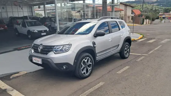 RENAULT DUSTER 1.6 16V SCE FLEX ICONIC PLUS X-TRONIC