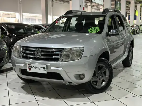 RENAULT DUSTER 2.0 DYNAMIQUE 4X2 16V FLEX 4P AUTOMÁTICO