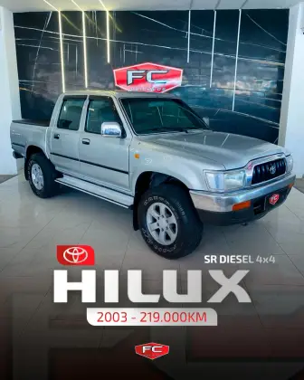 TOYOTA HILUX 3.0 SR 4X4 CD 8V TURBO DIESEL 4P MANUAL TOYOTA HILUX 3.0 SR 4X4 CD 8V TURBO DIESEL 4P MANUAL