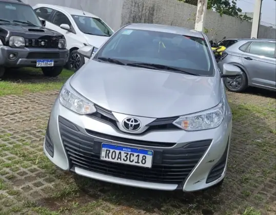 TOYOTA YARIS 1.5 16V FLEX SEDAN XLS CONNECT MULTIDRIVE TOYOTA YARIS 1.5 16V FLEX SEDAN XLS CONNECT MULTIDRIVE