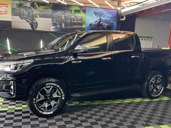 TOYOTA-HILUX-2.8 SRX 4X4 CD 16V DIESEL 4P AUTOMÁTICO TOYOTA-HILUX-2019