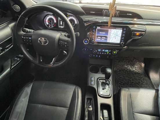 TOYOTA-HILUX-2.8 SRX 4X4 CD 16V DIESEL 4P AUTOMÁTICO TOYOTA-HILUX-2019