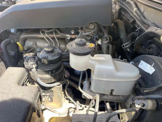 TOYOTA-HILUX-2005