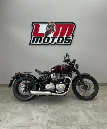 TRIUMPH BONNEVILLE BOBBER 1200 