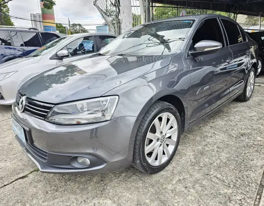 VOLKSWAGEN JETTA 2.0 COMFORTLINE FLEX 4P TIPTRONIC VOLKSWAGEN JETTA 2.0 COMFORTLINE FLEX 4P TIPTRONIC