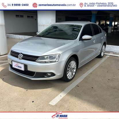VOLKSWAGEN-JETTA-2.0 TSI HIGHLINE 211CV GASOLINA 4P TIPTRONIC VOLKSWAGEN-JETTA-2013