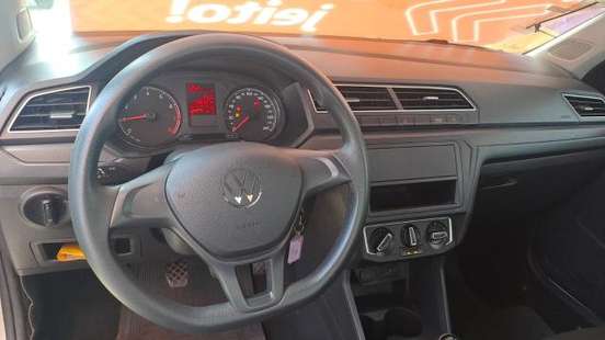 VOLKSWAGEN-SAVEIRO-2023