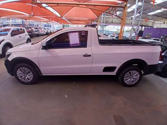 VOLKSWAGEN-SAVEIRO-2023