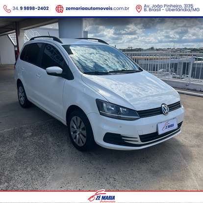 VOLKSWAGEN-SPACEFOX-2017