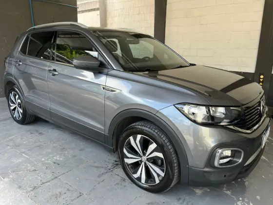 VOLKSWAGEN T-CROSS 1.4 250 TSI TOTAL FLEX HIGHLINE AUTOMÁTICO