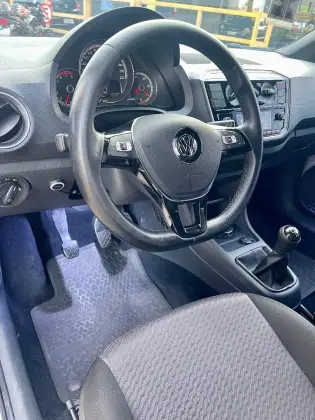 VOLKSWAGEN UP 1.0 170 TSI TOTAL FLEX XTREME 4P MANUAL