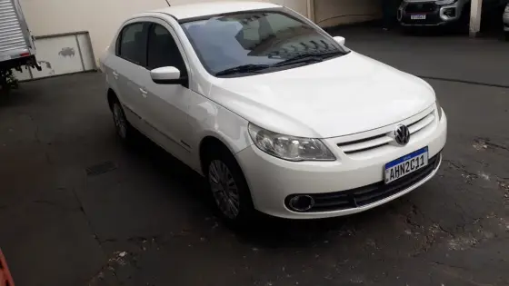 VOLKSWAGEN VOYAGE 1.6 MI COMFORTLINE 8V FLEX 4P MANUAL