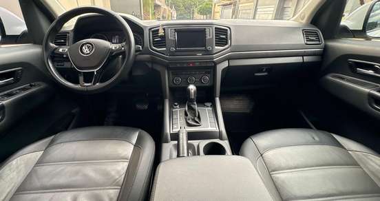 VOLKSWAGEN-AMAROK-2019