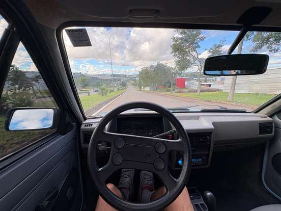 VOLKSWAGEN-GOL-1993