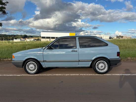 VOLKSWAGEN-GOL-1993