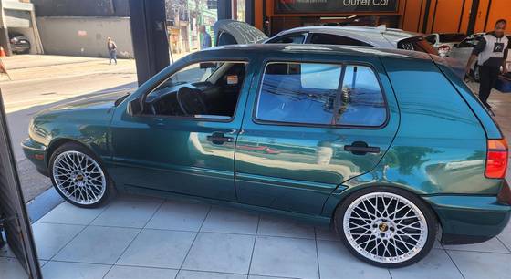 VOLKSWAGEN GOLF 2.0 MI GLX 8V GASOLINA 4P MANUAL
