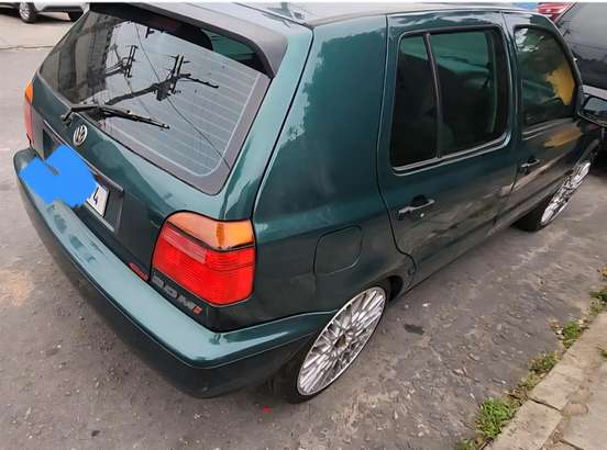 VOLKSWAGEN-GOLF-2.0 MI GLX 8V GASOLINA 4P MANUAL VOLKSWAGEN-GOLF-1997