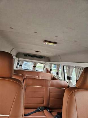 VOLKSWAGEN-KOMBI-2012