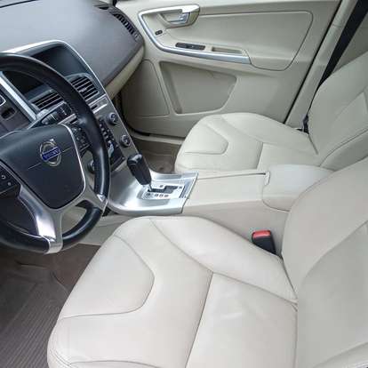 VOLVO-XC60-2.0 T5 DYNAMIC FWD TURBO GASOLINA 4P AUTOMÁTICO VOLVO-XC60-2012