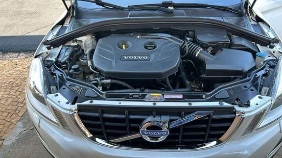 VOLVO-XC60-2.0 T5 DYNAMIC FWD TURBO GASOLINA 4P AUTOMÁTICO VOLVO-XC60-2012