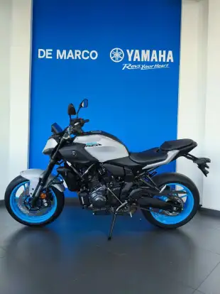 YAMAHA-MT-07 CONNECTED ABS-2026