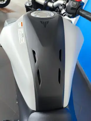 YAMAHA-MT-07 CONNECTED ABS-2026