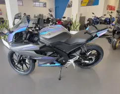YAMAHA YZF R15 YAMAHA YZF R15
