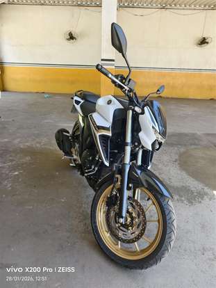 YAMAHA-FZ25 FAZER CONNECTED ABS YAMAHA-FZ25 FAZER CONNECTED ABS-2025