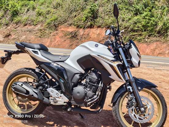 YAMAHA-FZ25 FAZER CONNECTED ABS YAMAHA-FZ25 FAZER CONNECTED ABS-2025