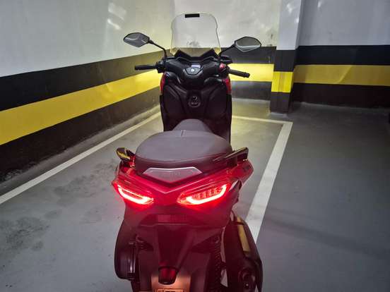 YAMAHA-XMAX ABS-2022