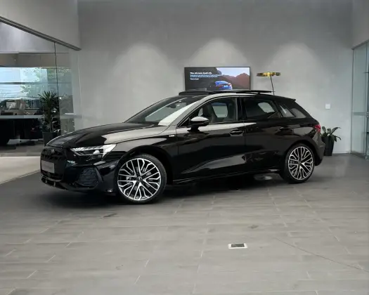 AUDI A3 2.0 40 TFSI GASOLINA SPORTBACK PERFORMANCE BLACK S-TRONIC