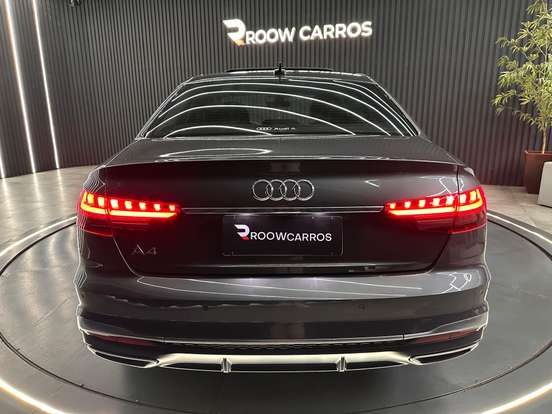 AUDI-A4-2020