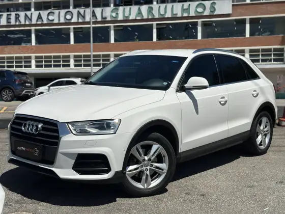 AUDI Q3 1.4 TFSI AMBITION FLEX 4P S TRONIC AUDI Q3 1.4 TFSI AMBITION FLEX 4P S TRONIC