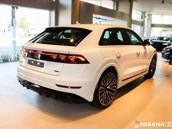 AUDI-Q8-3.0 TFSI GASOLINA PERFORMANCE BLACK QUATTRO TIPTRONIC AUDI-Q8-2025